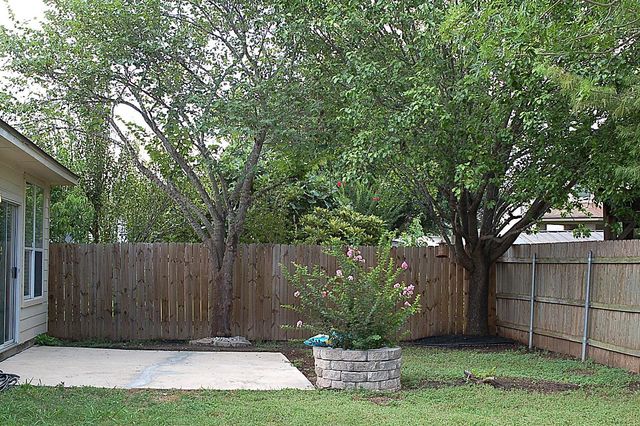 6413 Baythorne DR, Austin, TX 78747