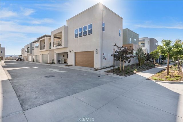 166 Sentosa, Irvine, CA 92618