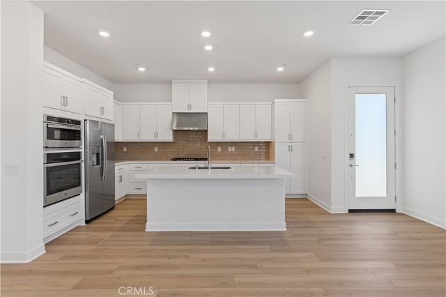 166 Sentosa, Irvine, CA 92618