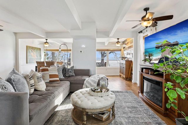 11662 N Lakeview Drive, Edgerton, WI 53534