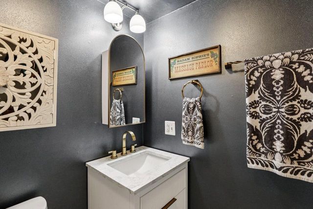 11662 N Lakeview Drive, Edgerton, WI 53534