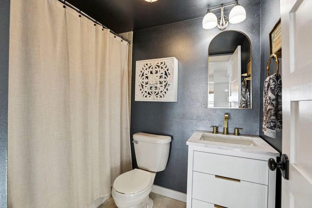 11662 N Lakeview Drive, Edgerton, WI 53534