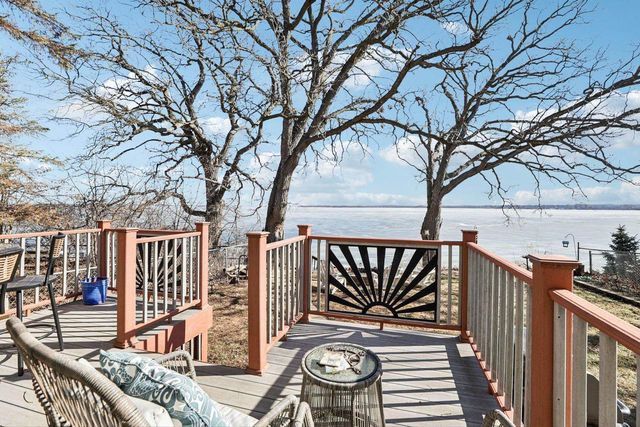 11662 N Lakeview Drive, Edgerton, WI 53534