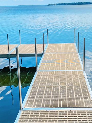 11662 N Lakeview Drive, Edgerton, WI 53534