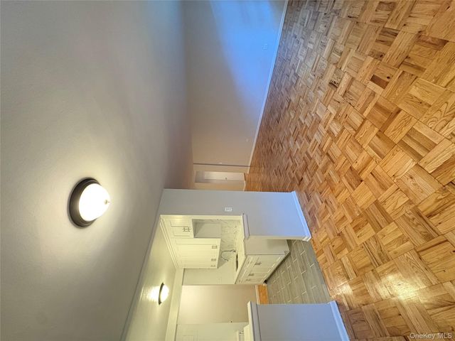 6485 Broadway 2K, Bronx, NY 10471