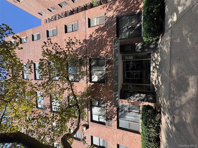 6485 Broadway 2K, Bronx, NY 10471