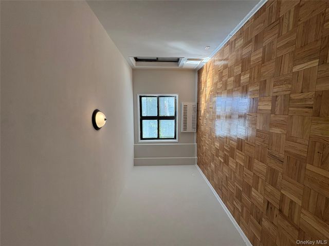 6485 Broadway 2K, Bronx, NY 10471