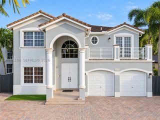 16481 SW 58th Ter, Miami, FL 33193