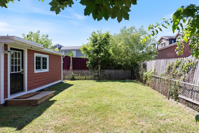 47 Pitkin Street, Burlington, VT 05401