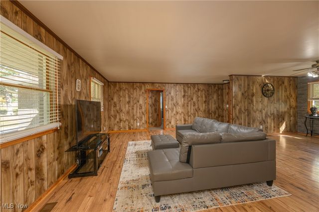 3807 Industry Road, Rootstown, OH 44272