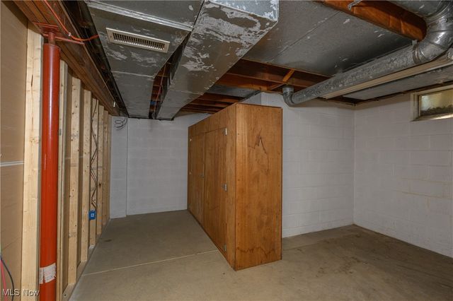 3807 Industry Road, Rootstown, OH 44272