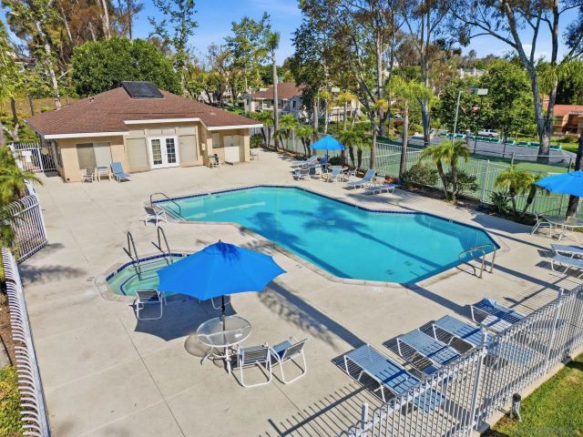 225 Diamond 111, Vista, CA 92083