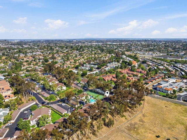 225 Diamond 111, Vista, CA 92083
