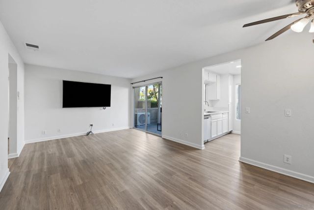 225 Diamond 111, Vista, CA 92083