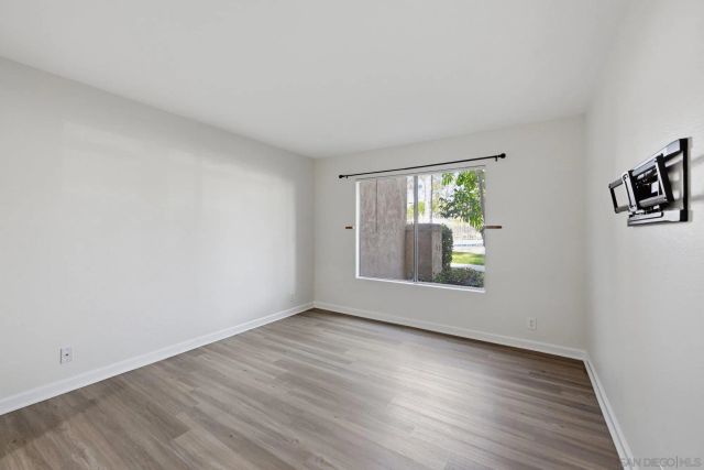 225 Diamond 111, Vista, CA 92083