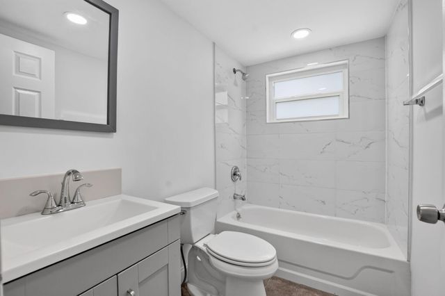 212 Monaco E, Delray Beach, FL 33446
