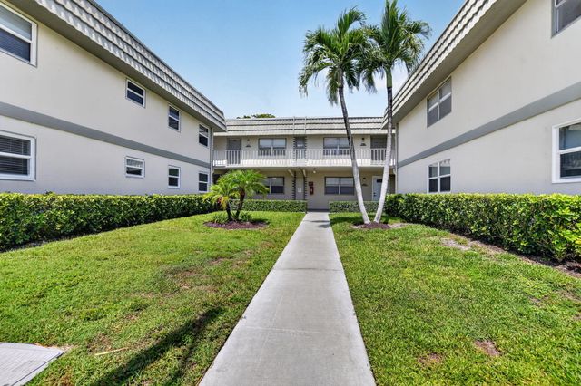 212 Monaco E, Delray Beach, FL 33446