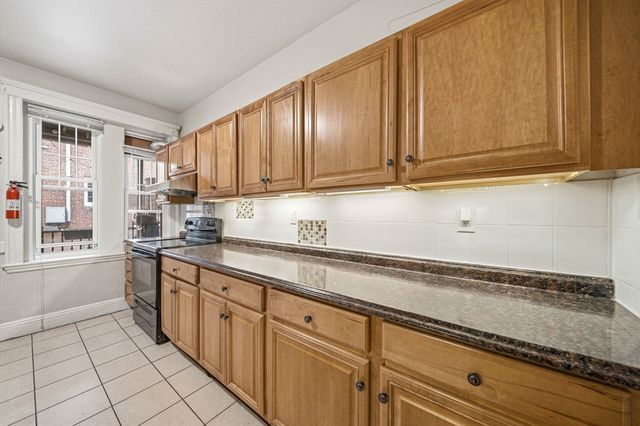 36A St. Paul Street 1, Brookline, MA 02446