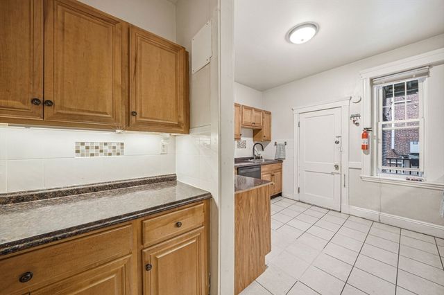 36A St. Paul Street 1, Brookline, MA 02446