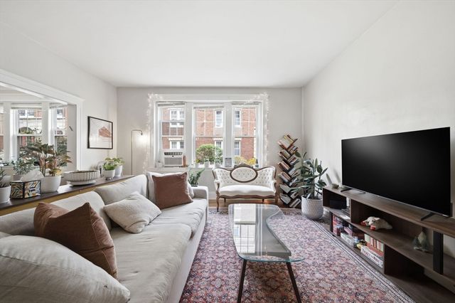 36A St. Paul Street 1, Brookline, MA 02446