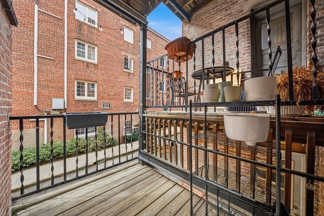 36A St. Paul Street 1, Brookline, MA 02446