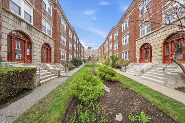 36A St. Paul Street 1, Brookline, MA 02446