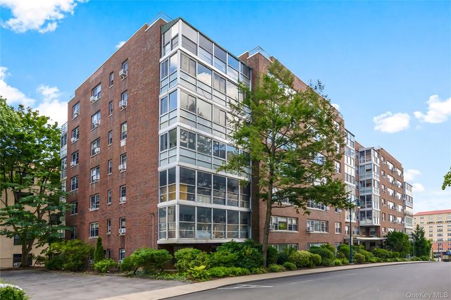 2 Washington Square 5G, Larchmont, NY 10538