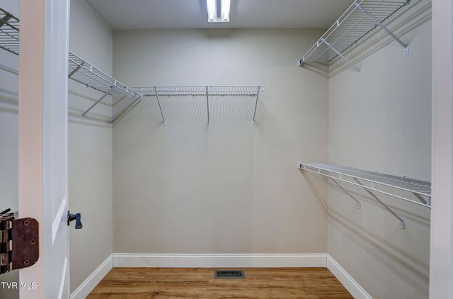 719 Walkers Bend Road, Gray, TN 37615