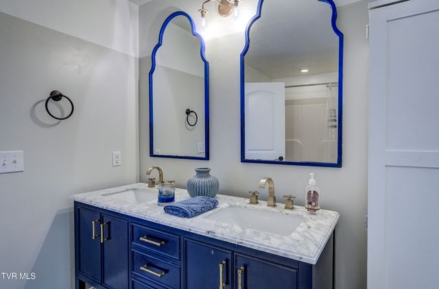 719 Walkers Bend Road, Gray, TN 37615