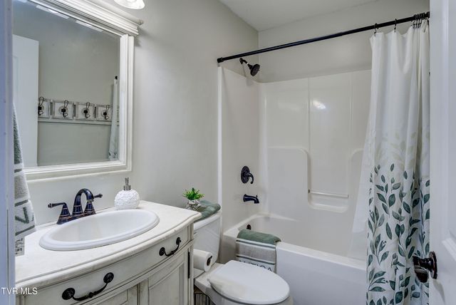 719 Walkers Bend Road, Gray, TN 37615