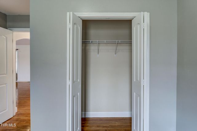 719 Walkers Bend Road, Gray, TN 37615