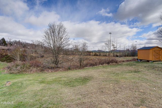719 Walkers Bend Road, Gray, TN 37615