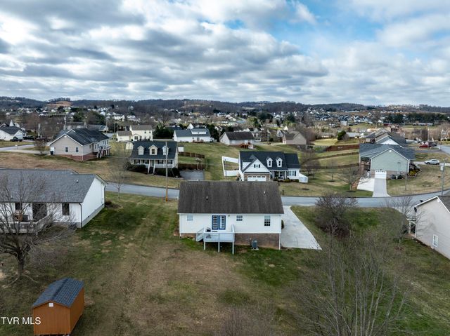 719 Walkers Bend Road, Gray, TN 37615