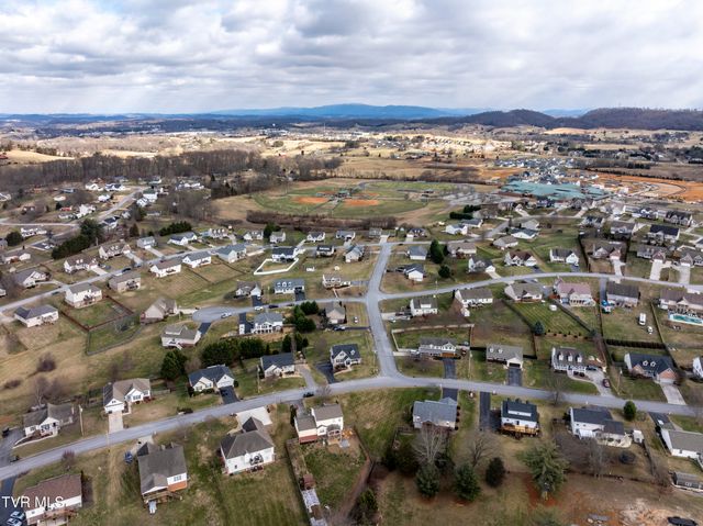 719 Walkers Bend Road, Gray, TN 37615