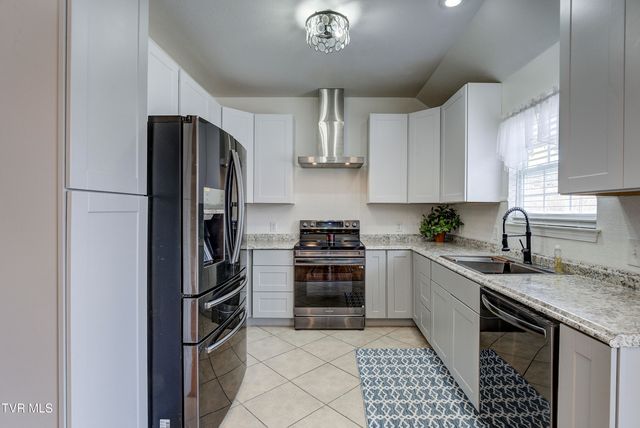 719 Walkers Bend Road, Gray, TN 37615