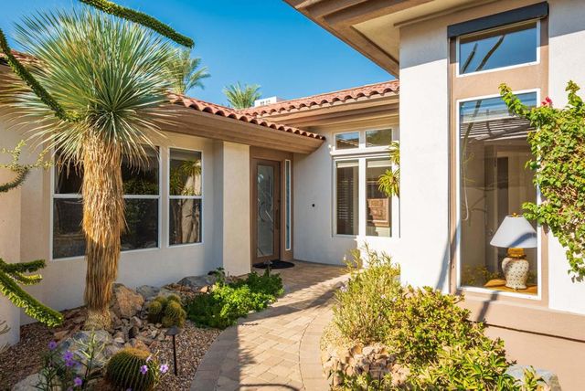 903 Red Arrow Trail, Palm Desert, CA 92211