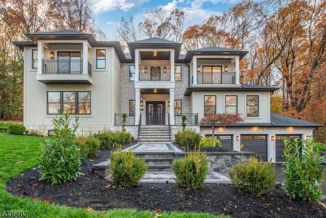 24 Cliffside Dr, Livingston Twp., NJ 07039