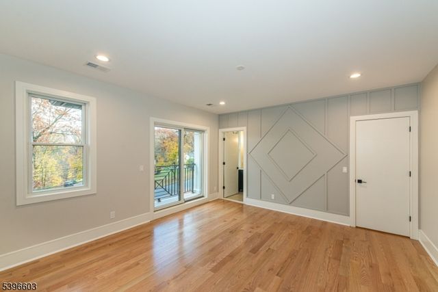 24 Cliffside Dr, Livingston Twp., NJ 07039