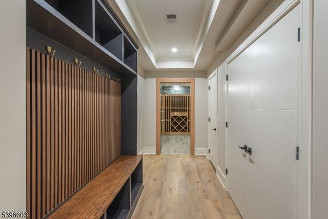 24 Cliffside Dr, Livingston Twp., NJ 07039