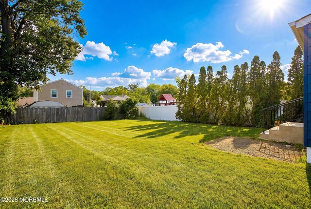 75 Franklin Avenue, Hazlet, NJ 07734