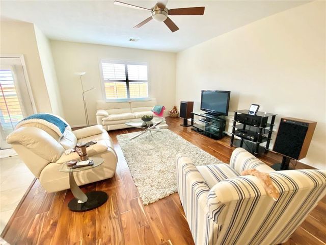 17518 Stamford Oaks Drive, Tomball, TX 77377