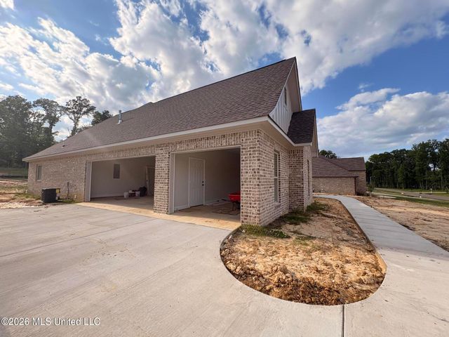 116 Richburg Court, Pearl, MS 39208