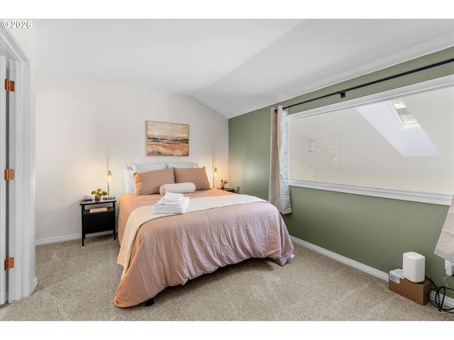 9601 Nw MILLER HILL Dr, Portland, OR 97229