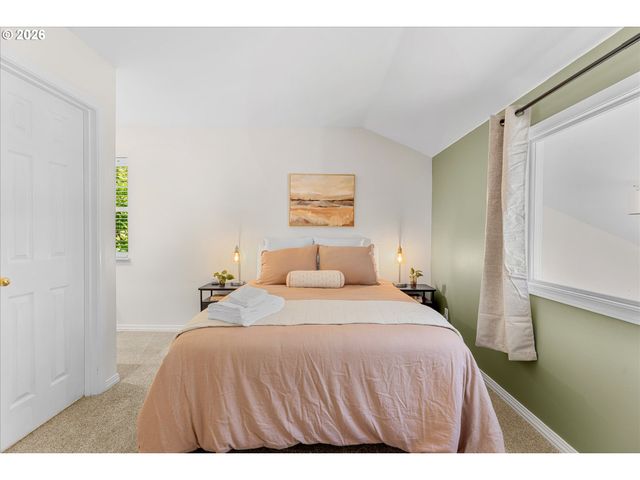 9601 Nw MILLER HILL Dr, Portland, OR 97229