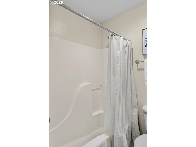 9601 Nw MILLER HILL Dr, Portland, OR 97229