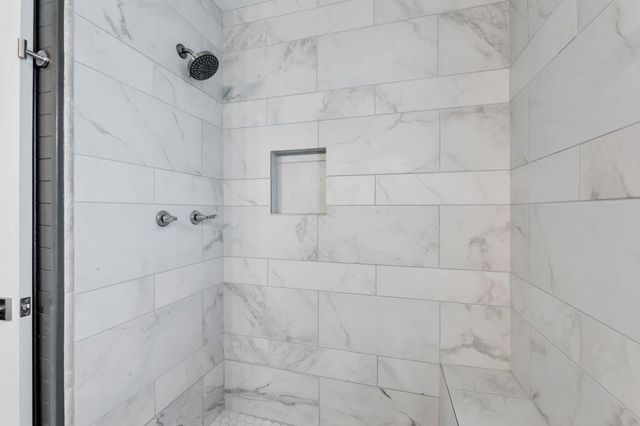 1829 Bering Drive 2, Houston, TX 77057