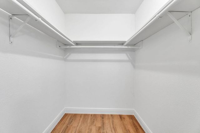 1829 Bering Drive 2, Houston, TX 77057