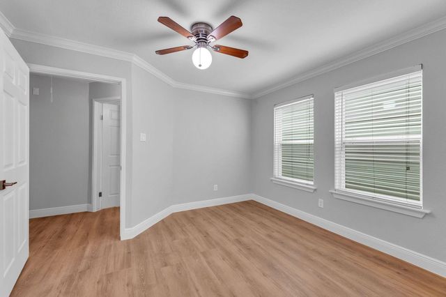 1829 Bering Drive 2, Houston, TX 77057