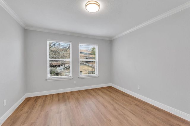 1829 Bering Drive 2, Houston, TX 77057