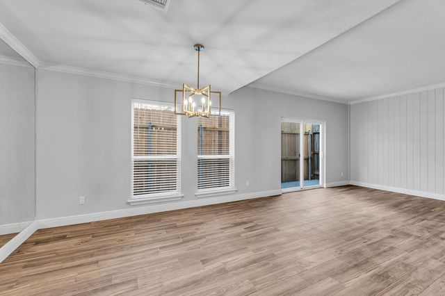 1829 Bering Drive 2, Houston, TX 77057